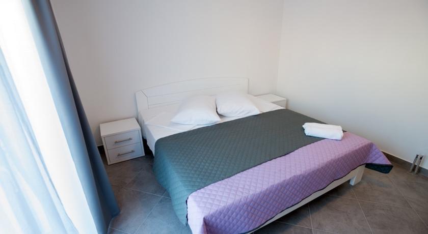 Rujno Apartments Starigrad Paklenica Rum bild